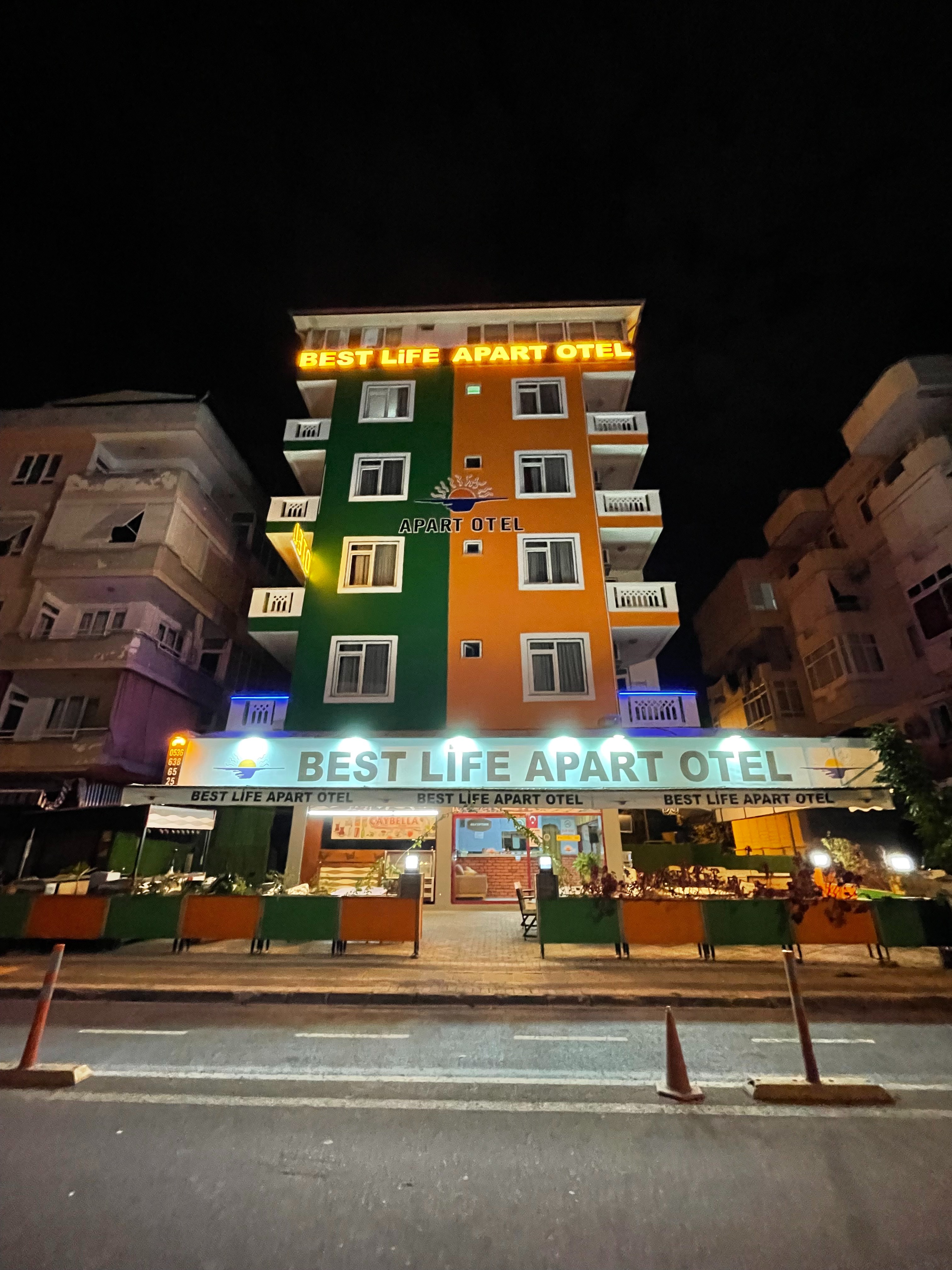 Best Life Apart Otel modern dış mekan ve teras görünümü